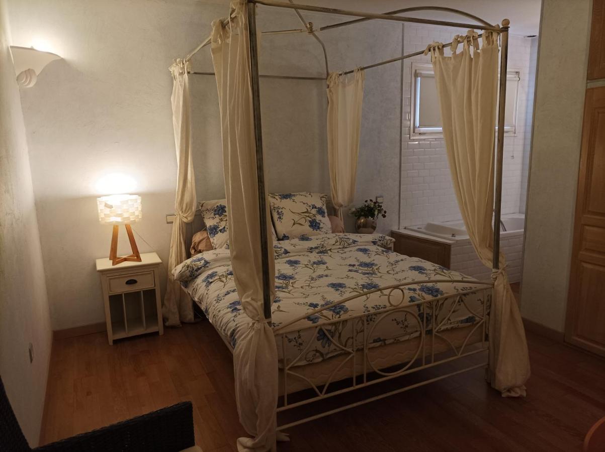 La Palmera Bed and breakfast *